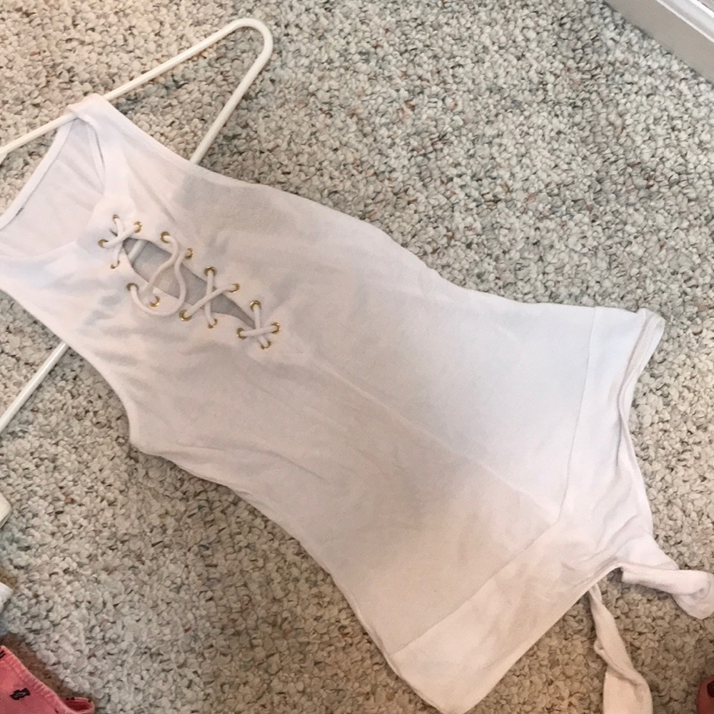 Guess bodysuit